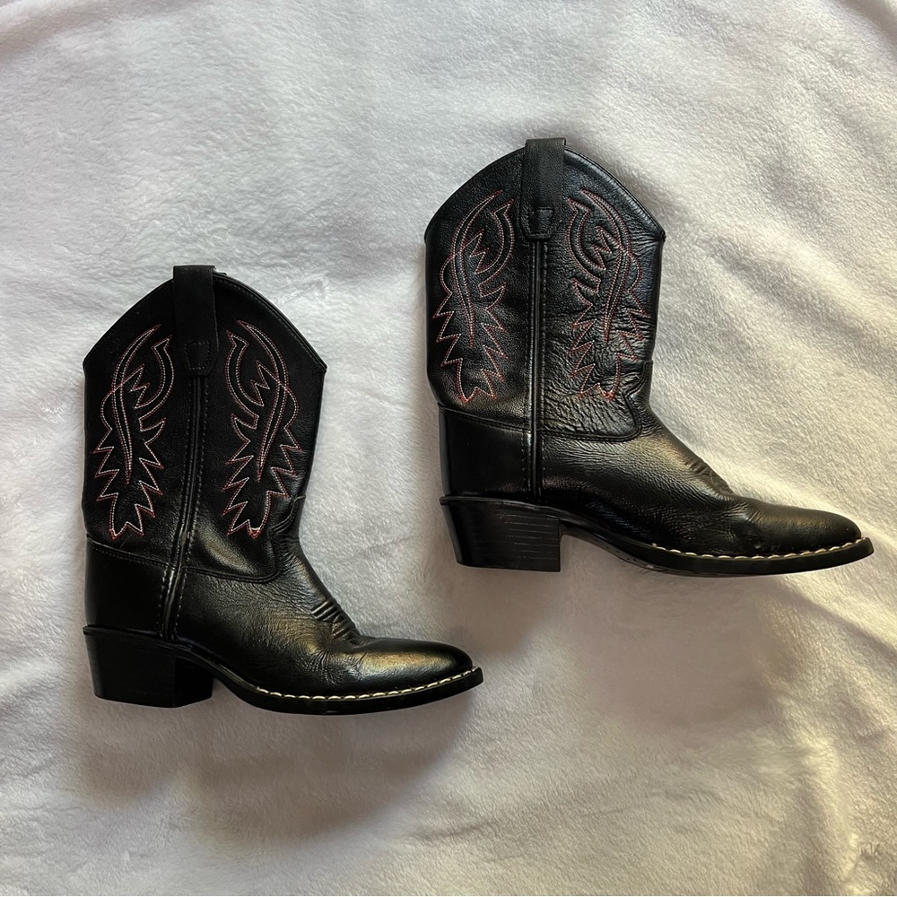 Black Cowboy Boots